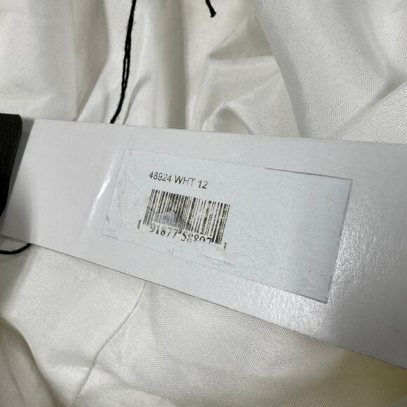 Mac Duggal IEENA NWT Tailored V-Neck Ballgown White Size Pockets Size 12 - Picture 7 of 11